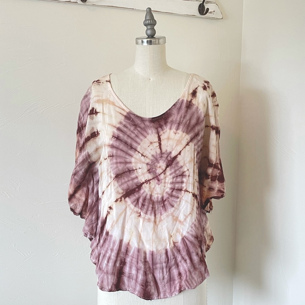 Vintage Tie dye Blouse With Flowy Short Sleeves